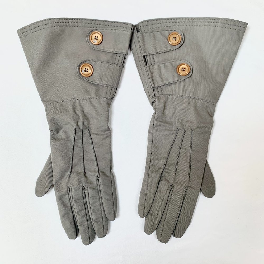 Gucci Washed Gabardine Long Button Gloves in Gray - Picture 3 of 9